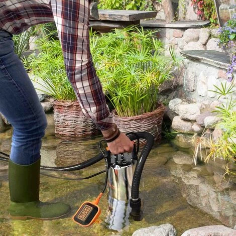 BLACK & DECKER Pompe Immergée Eaux Sales Black+Decker BXUP1100XDE (1100 W, Débit Max. 16500 l/h, Hauteur D'élévation 10.5 m) 4 BLACK & DECKER Pompe Immergée Eaux Sales Black+Decker BXUP1100XDE (1100 W, Débit Max. 16500 l/h, Hauteur D'élévation 10.5 m) – Image 2